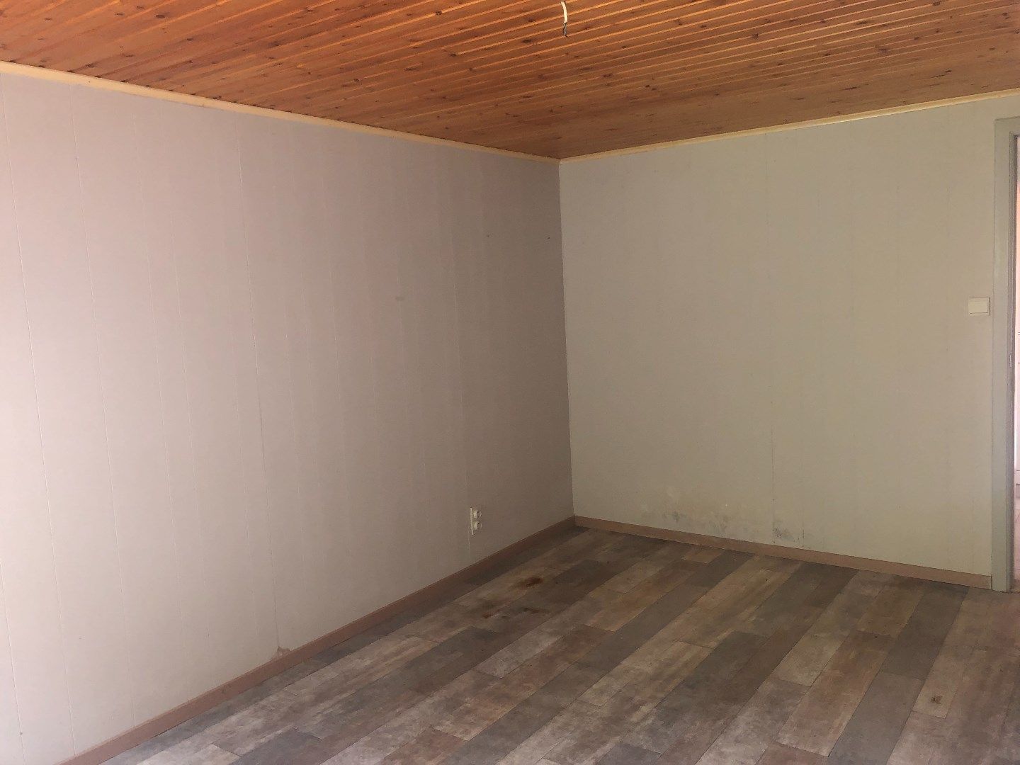 Renovatieproject met potentieel – 6a 20ca in Residentiële Ligging foto 9