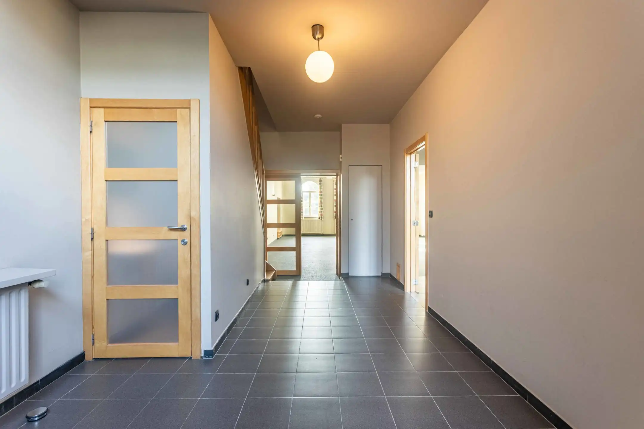 Authentiek gerenoveerde woning met garage in Mater dorp foto 3