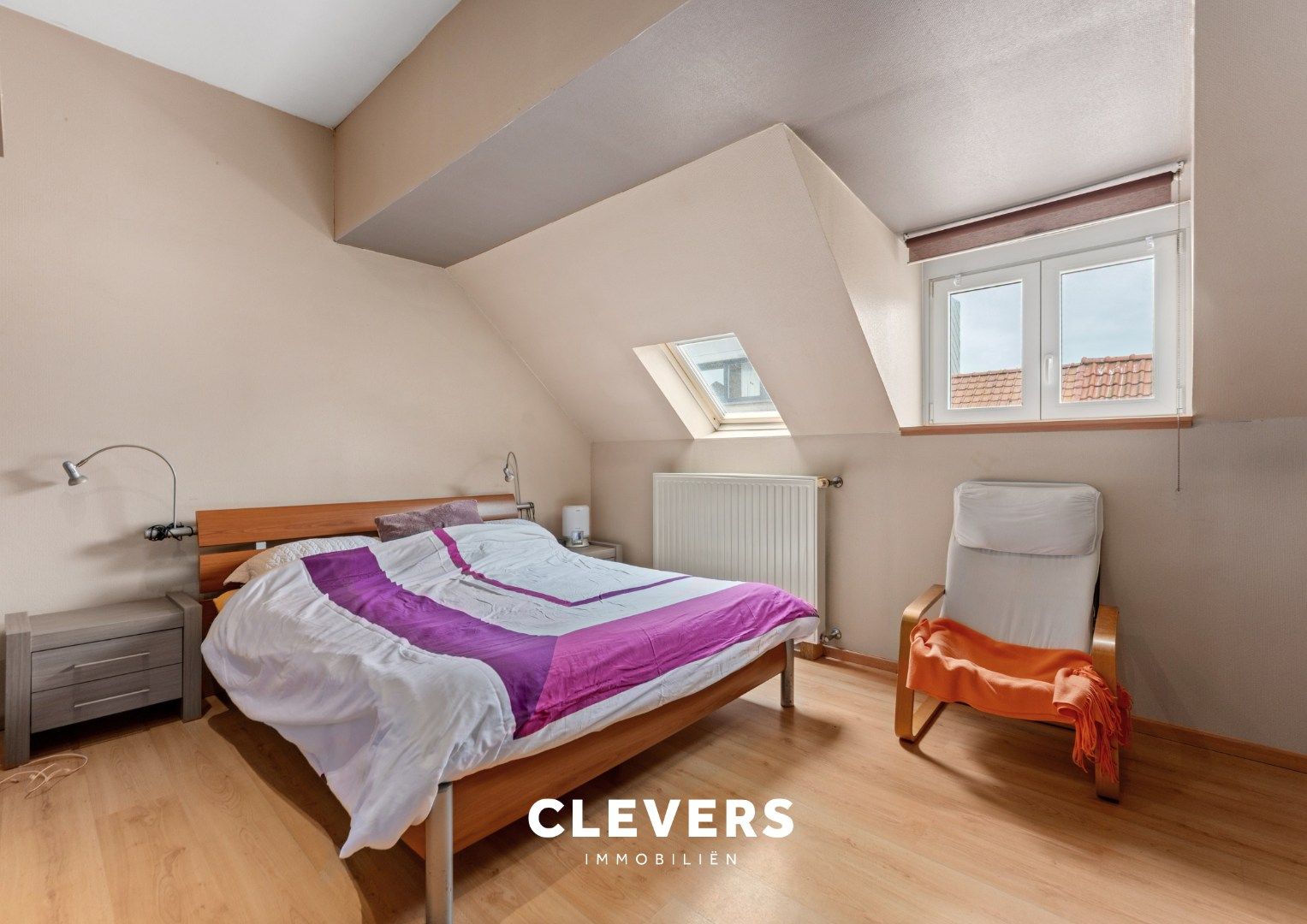 Heerlijk dakappartement met 1 slaapkamer en groot terras. foto 6