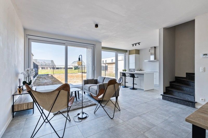 Moderne nieuwbouwwoning op 274 m² TE KOOP in Wakken! foto 7