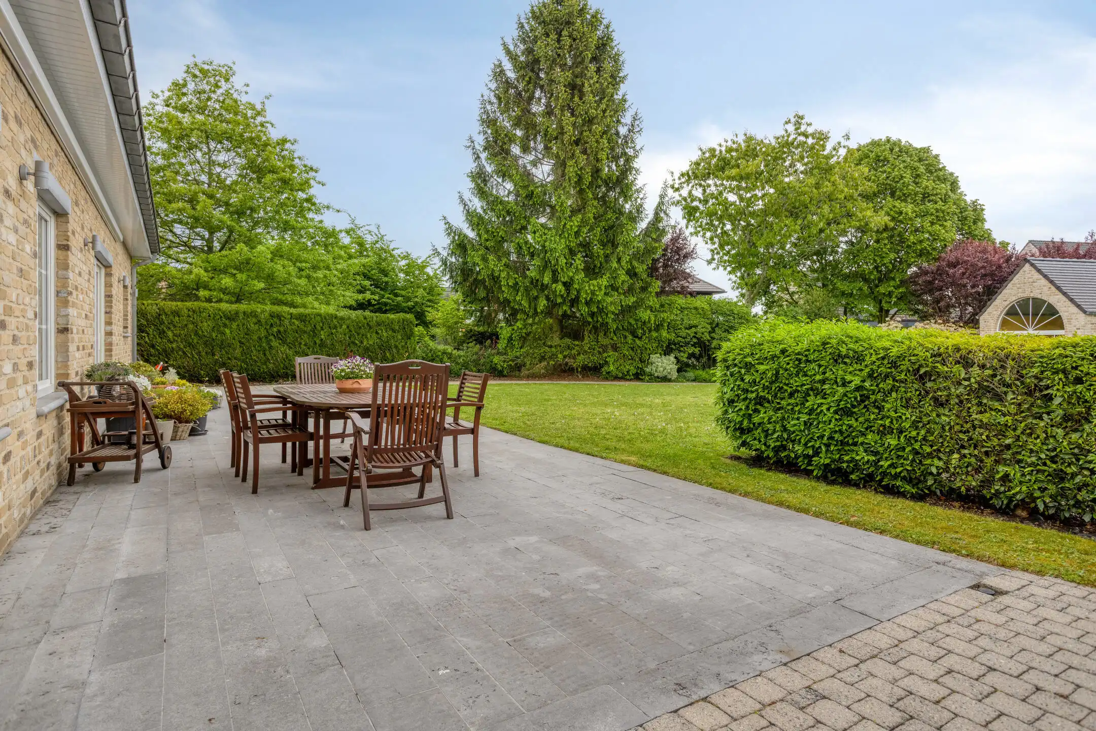 TOP onderhouden villa op uitzonderlijk perceel foto 29