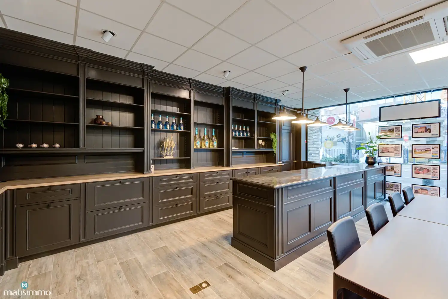 INSTAPKLAAR HANDELSPAND/KANTOORRUIMTE MET EEN UITSTEKENDE LIGGING TE HASSELT foto 6