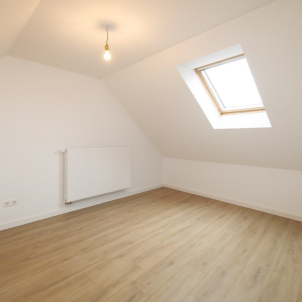 Te koop: Instapklare woning met optie tot drie slaapkamers, zuid gerichte stadstuin én EPC label B in het hart van Sint-Niklaas! foto 14