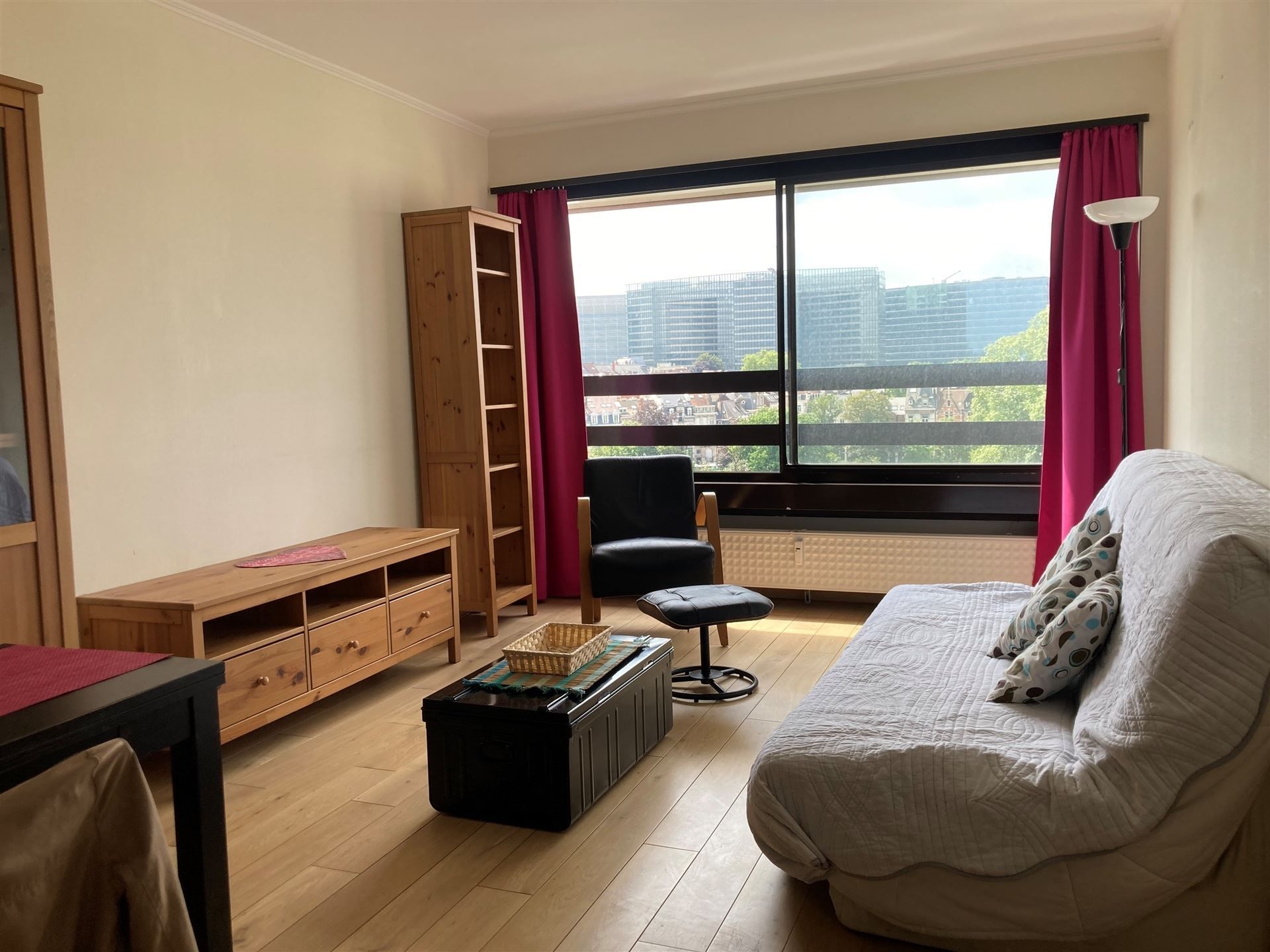 Mooi 1SK gemeubeld appartement op een toplocatie in de EU wijk foto 5