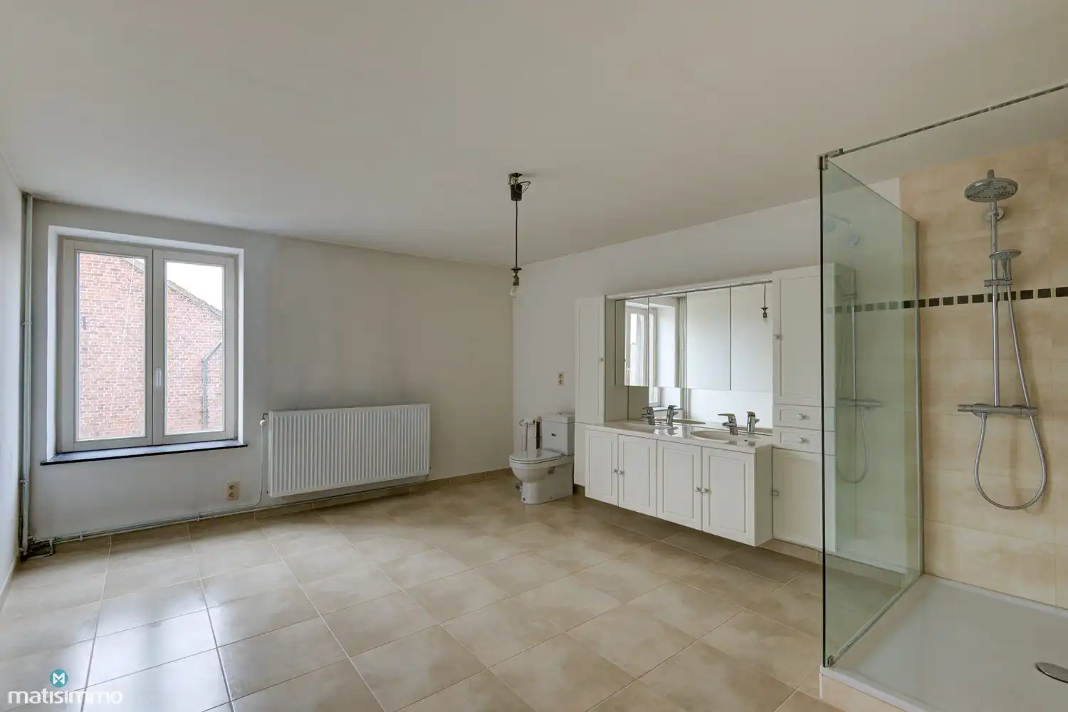 VERDER AF TE WERKEN HOEKWONING MET BINNENKOER EN GARAGE TE MOPERTINGEN foto 23