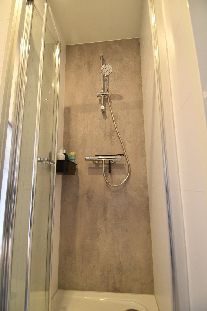 Studentenkamer (25,5 m²) te koop in "Residentie Amand 47" op het Sint-Amandsplein te Kortrijk foto 8