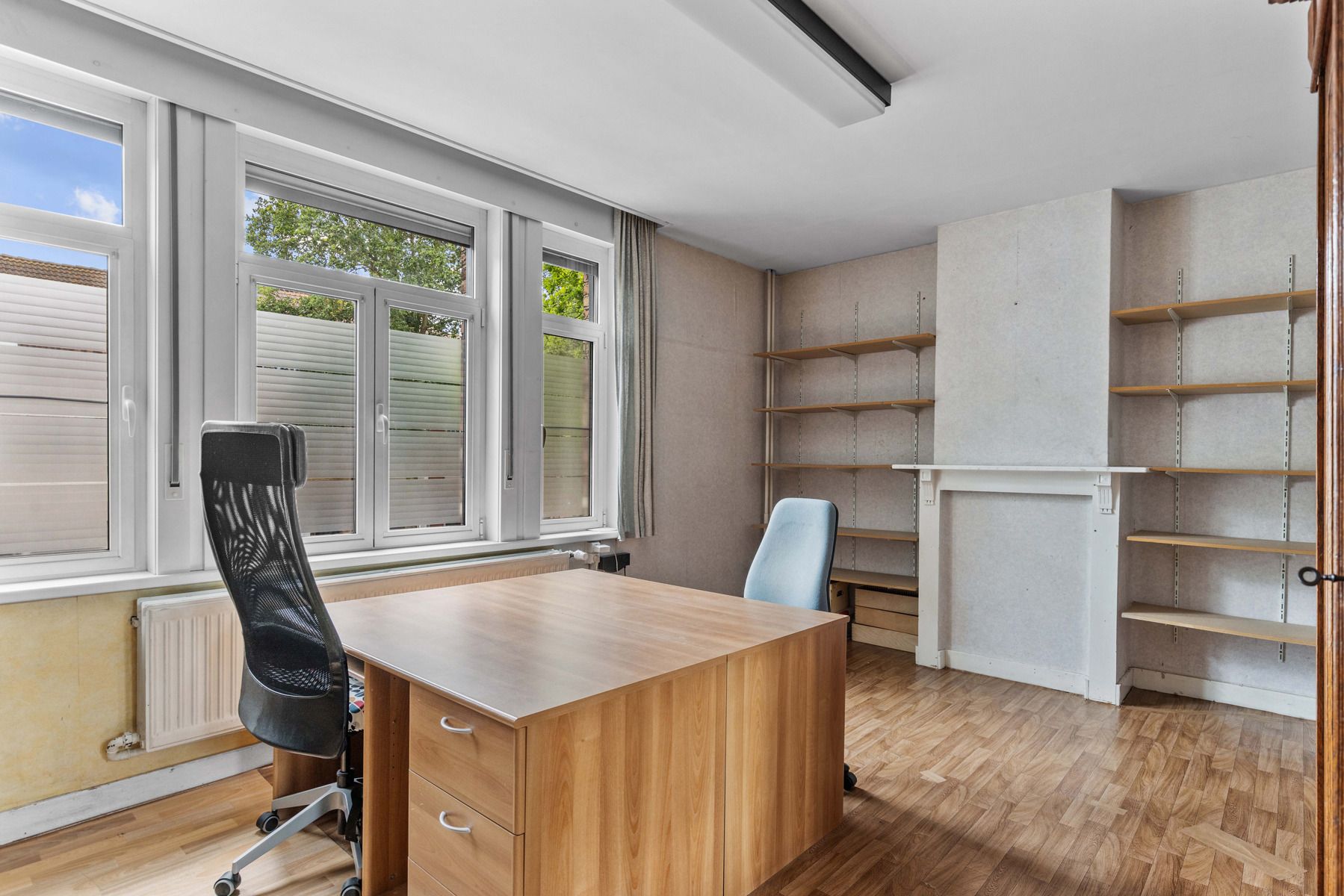 Zeer ruime 5-slpk woning te Sint-Kruis! foto 11