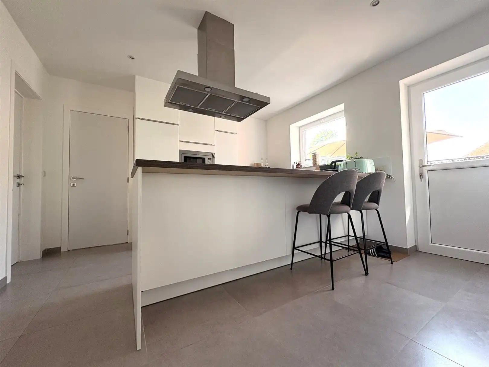 Prachtig nieuwbouw appartement met tuin en garage te Sint-Gillis-Dendermonde foto 4