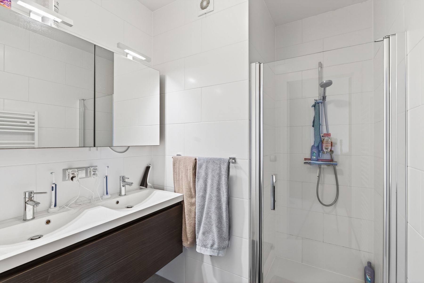 Ruim 3 slpk. appartement nabij centrum Gent foto 14