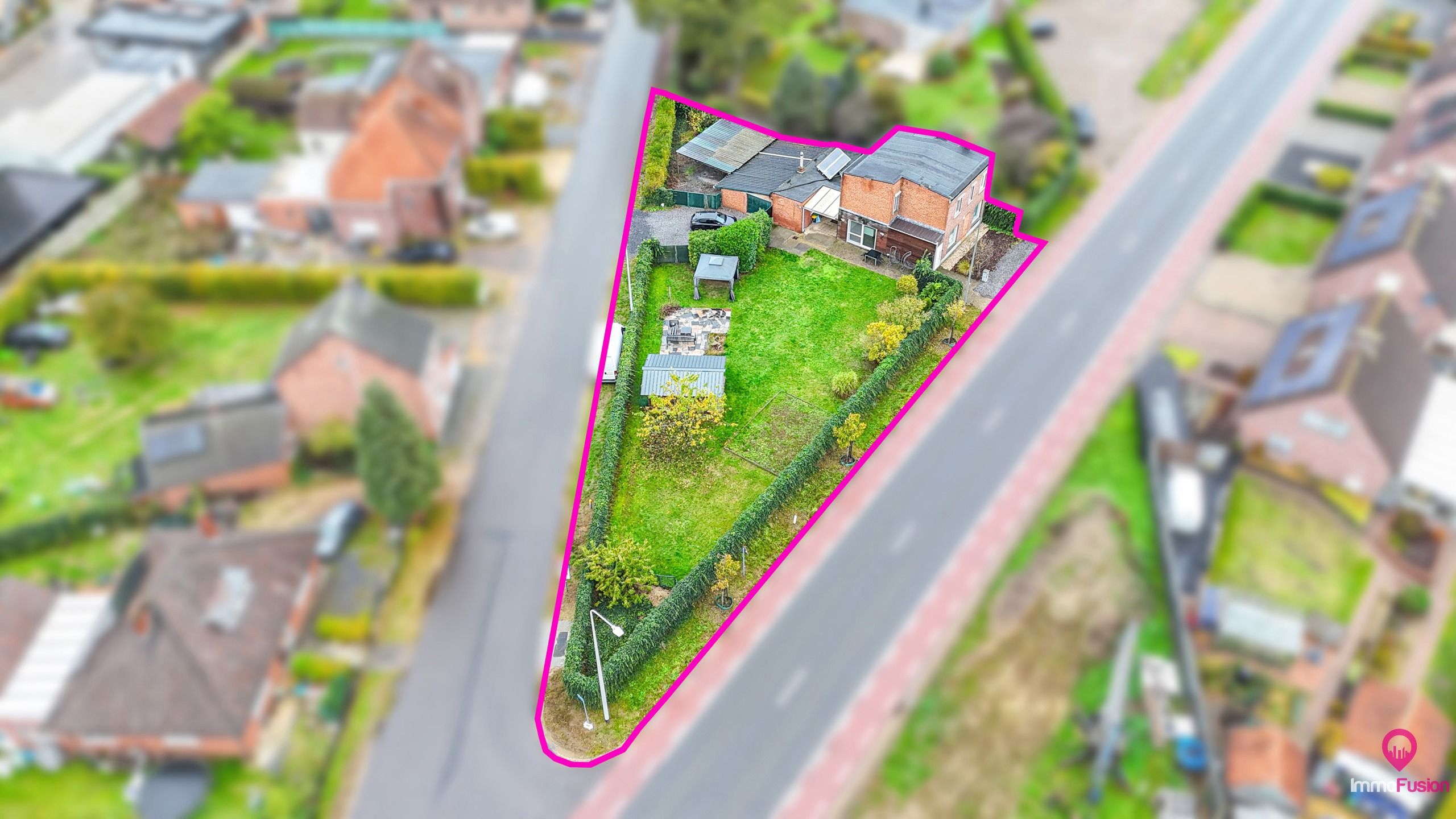 Instapklare open bebouwing met 4slpks op perceel van 10are! foto 39