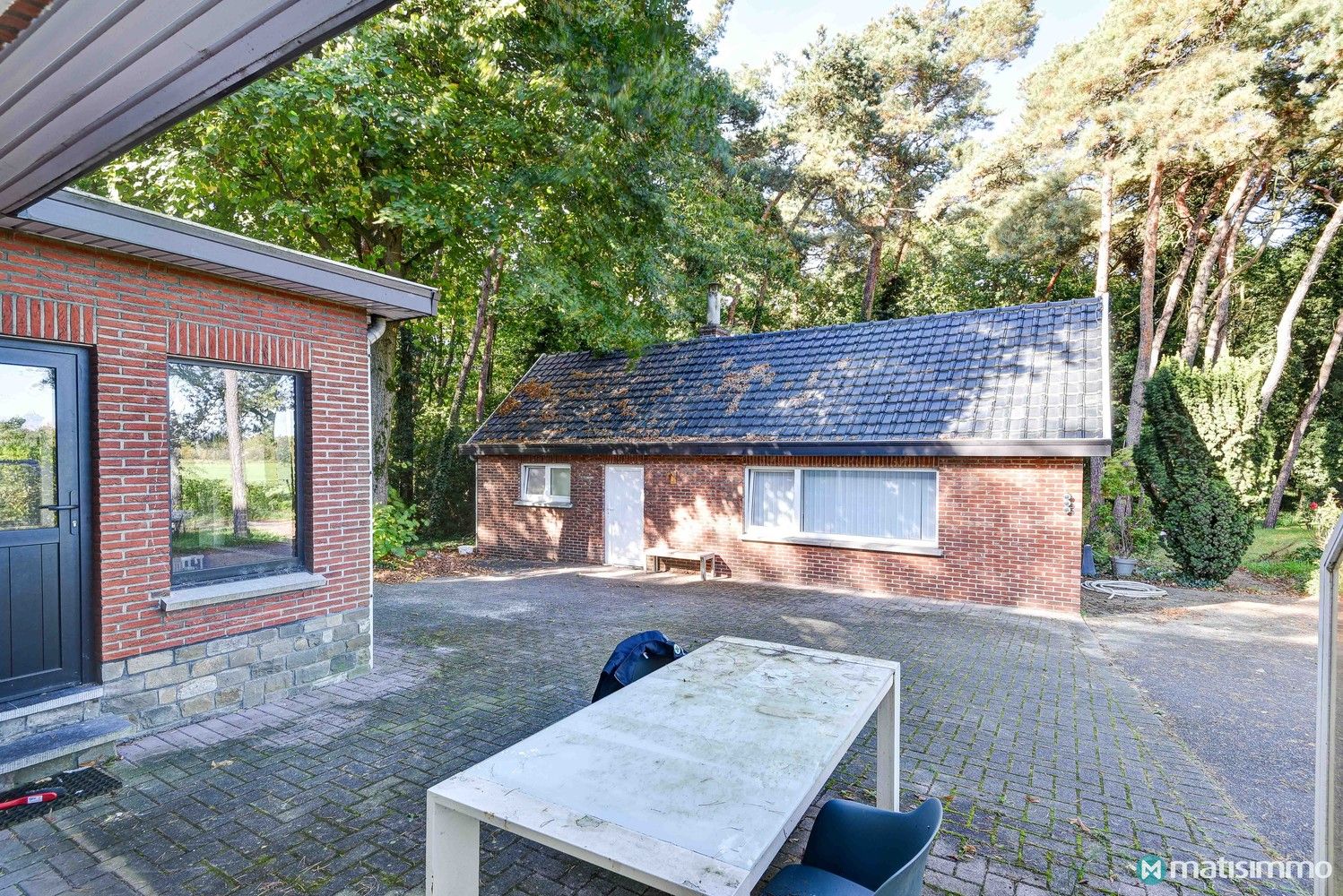 ZEER RUIME GEZINSWONING MET 4 SLAAPKAMERS EN BIJGEBOUW VAN +- 100 M2 OP PERCEEL VAN 1HA 29A 93CA IN DIEPENBEEK foto 25
