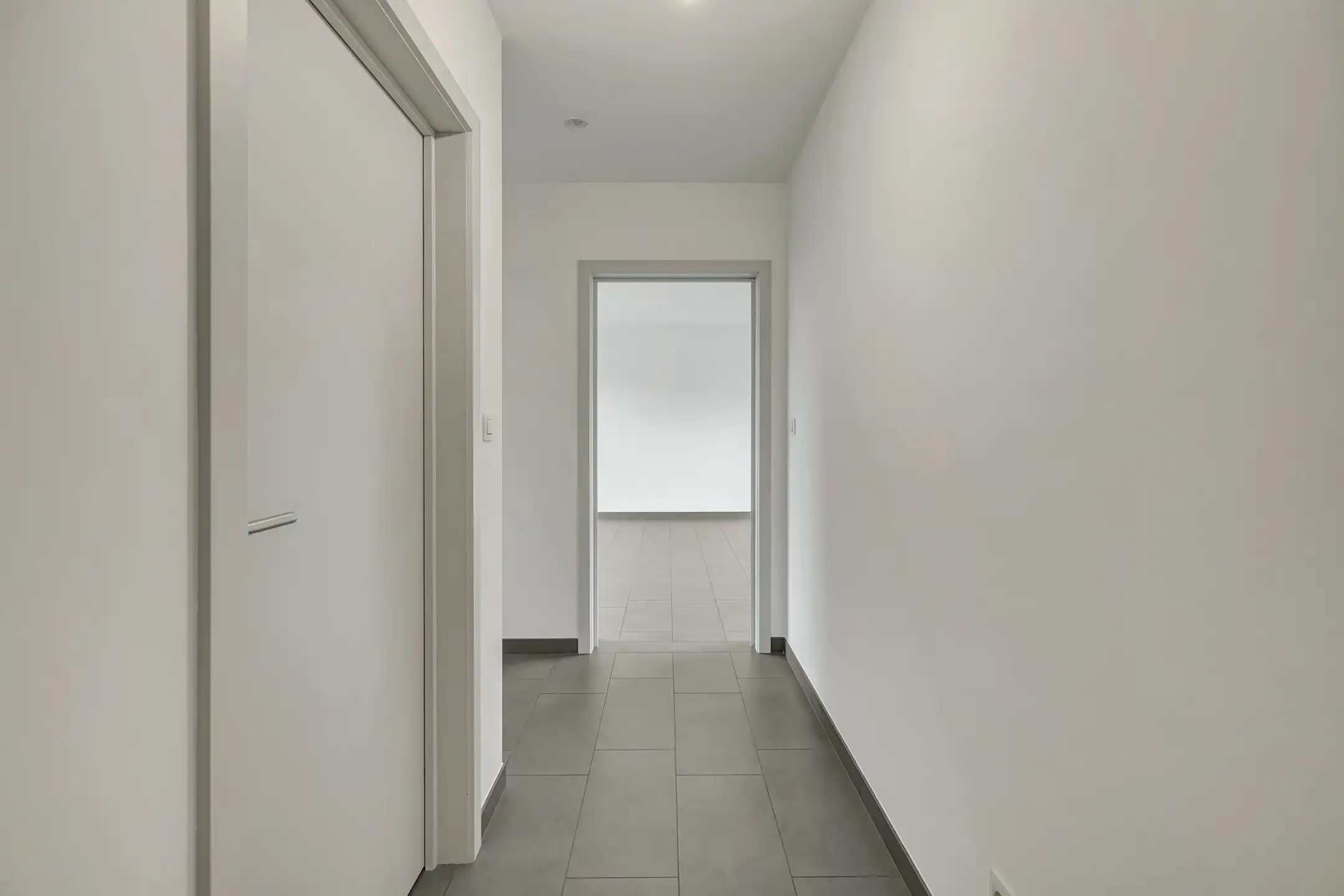 Energiezuinig appartement met 2 slpks, terras en garagebox foto 3