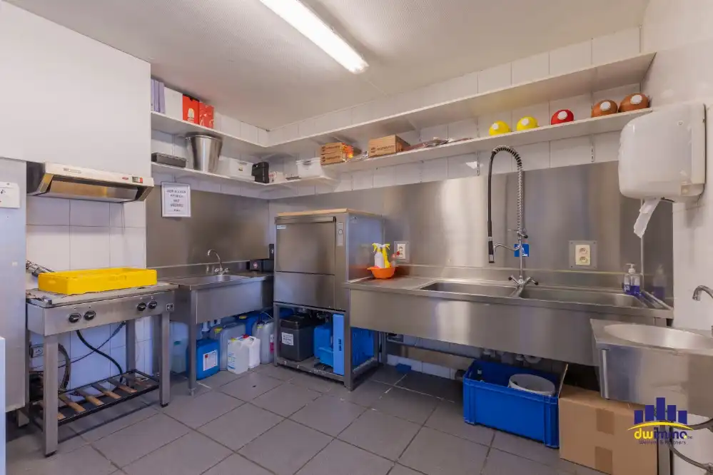 Prima gelegen frituur over te nemen in Sint-Denijs-Westrem foto 11