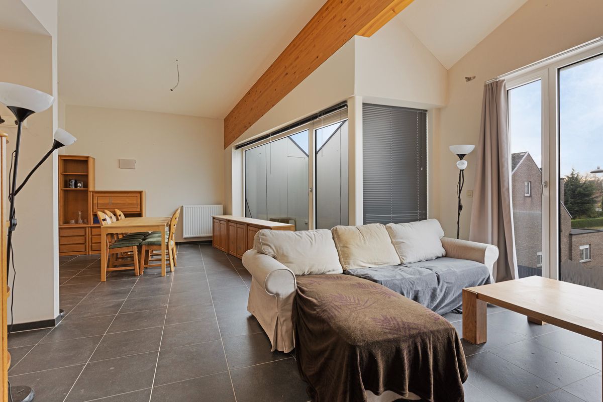 Instapklaar appartement met terras in Puurs-Sint-Amands foto 4