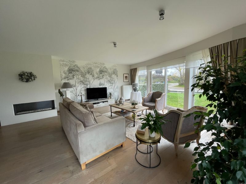 Ruim en en luxueus villa-appartement gelegen in een stijlvolle residentie vlakbij de historische windmolen Zuid-Abdijmolen! foto 5