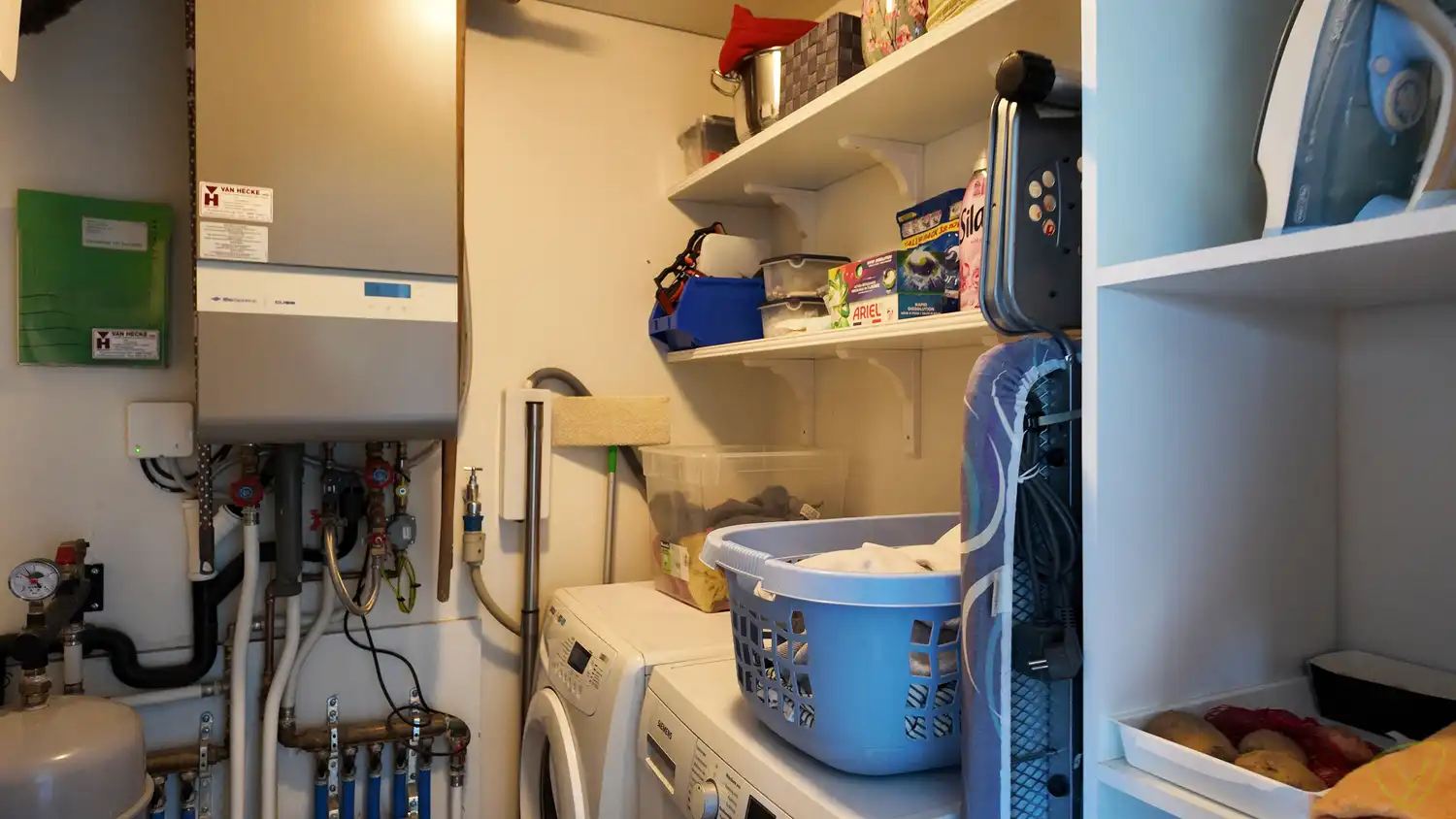 Gezellig duplex-appartement net buiten het centrum van Eeklo! foto 9