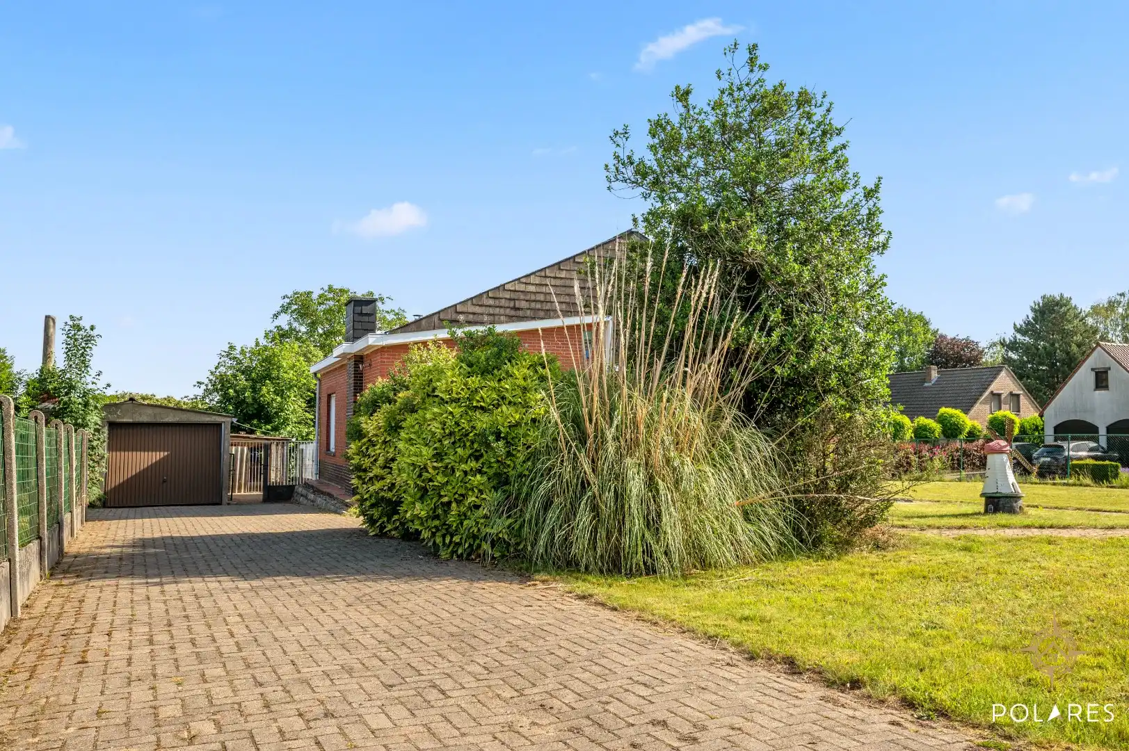 Woning op ruim perceel in doodlopende straat foto 18