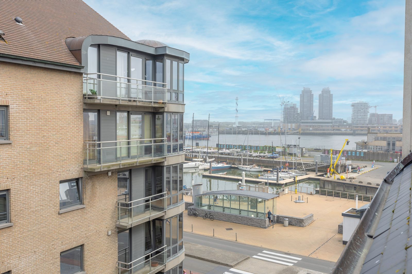 Schitterend penthouse appartement met 2 slpk aan de Visserskaai foto 7