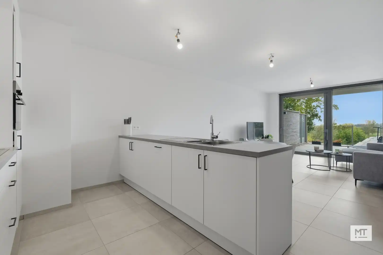 Recent appartement met garage te koop in Zonnebeke foto 6