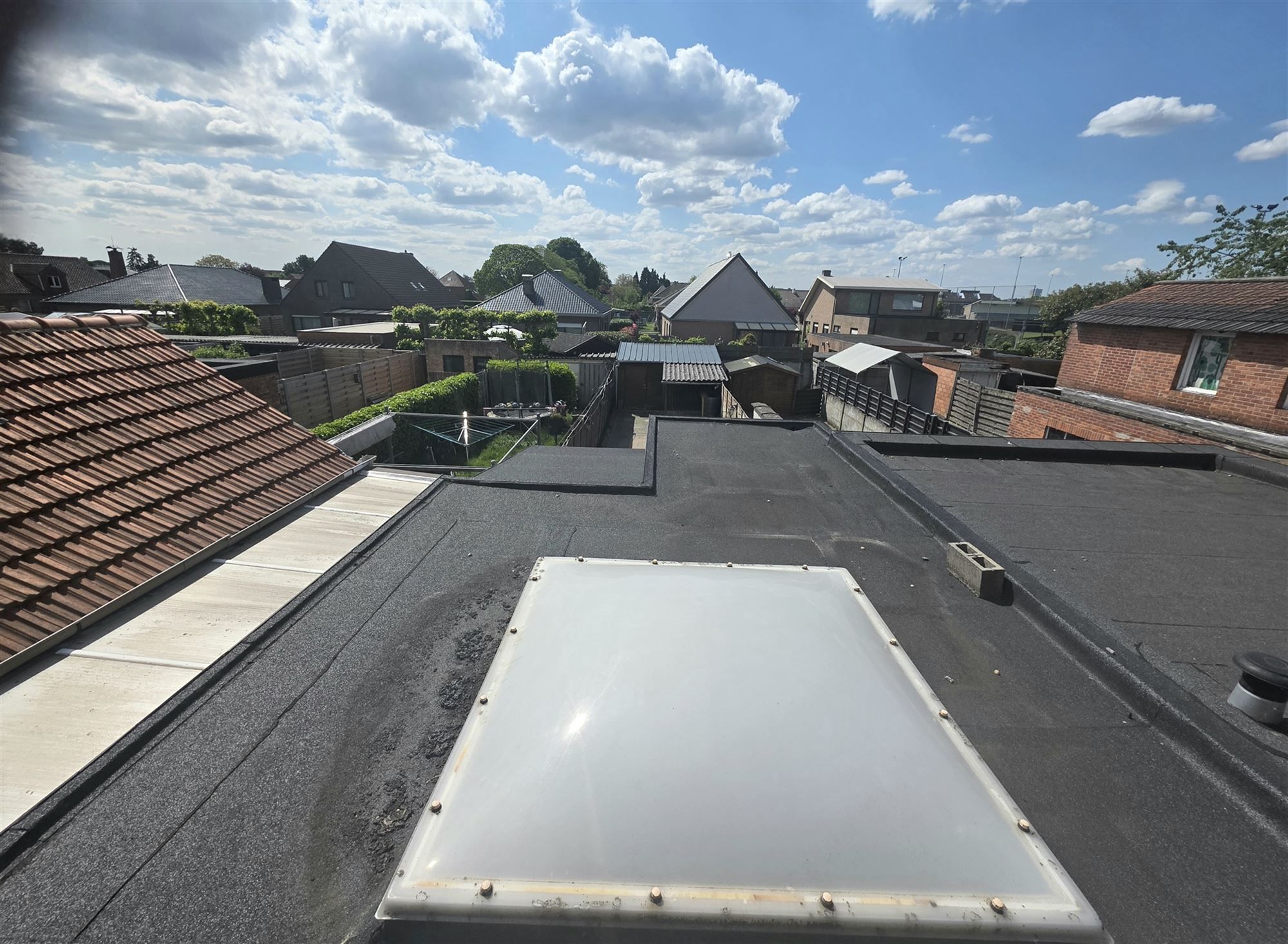 Burgerswoning met 2 à 3 slpks, parking en tuin met ingang foto 19