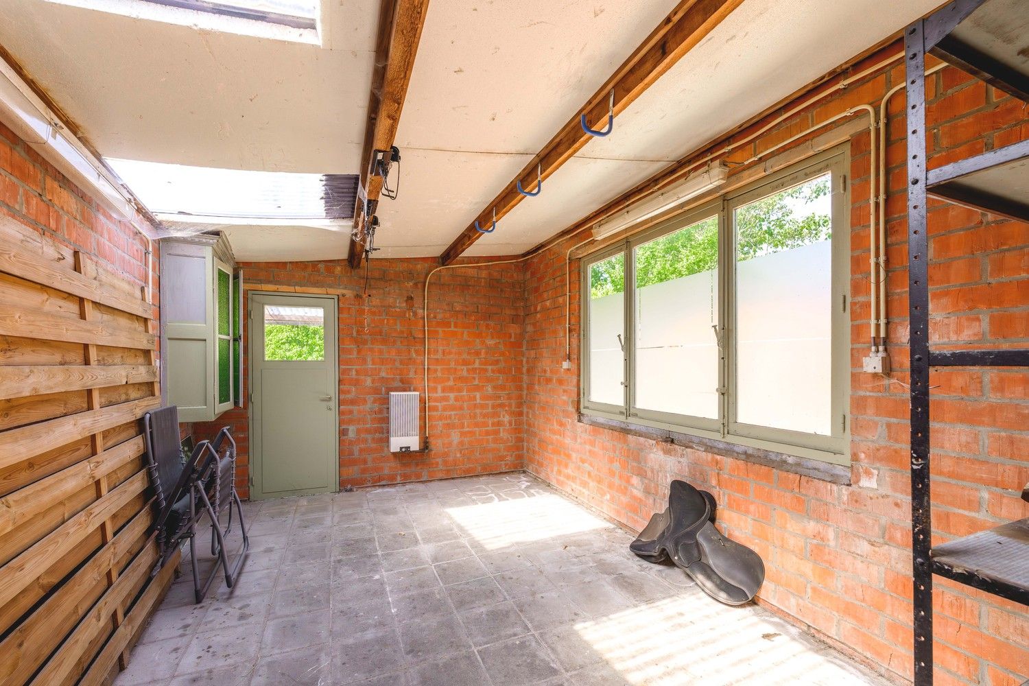 Halfopen woning met ruime tuin in centrum Ruiselede. foto 20