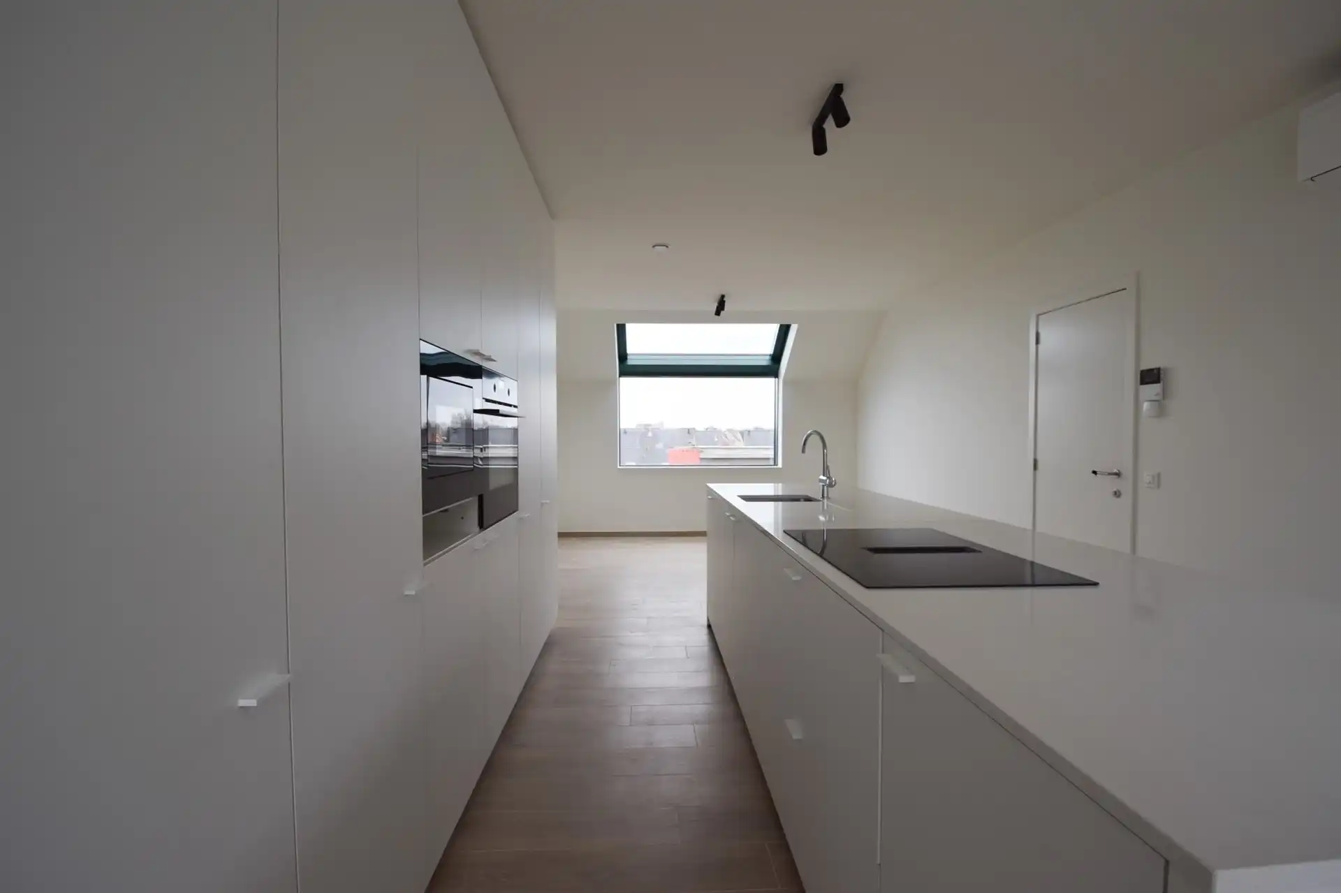 Luxueus duplex-appartement in het centrum van Sint-Gillis-Waas! foto 7