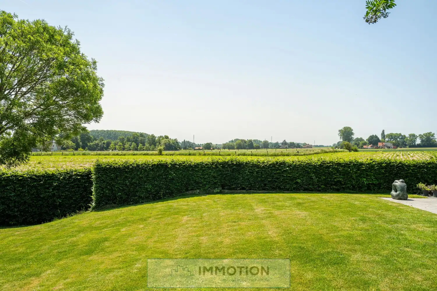 Uniek gelegen villa met prachtig landelijk uitzicht in Zwevegem foto 26