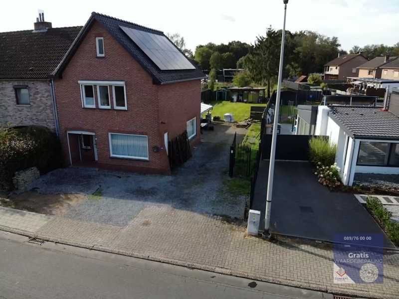 Op te frissen woning op perceel van 5a90ca foto 25