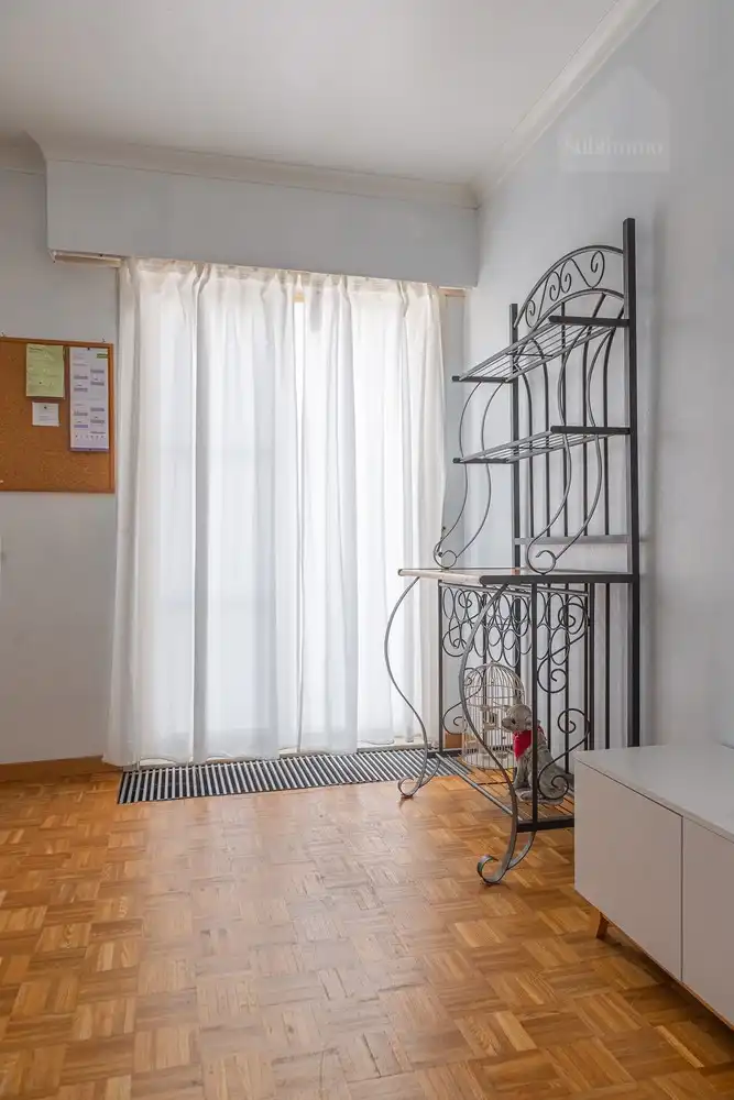 Ruime en uitstekend onderhouden gezinswoning met prachtige tuin en inpandige garage op een perceel van 1.490 m² foto 15