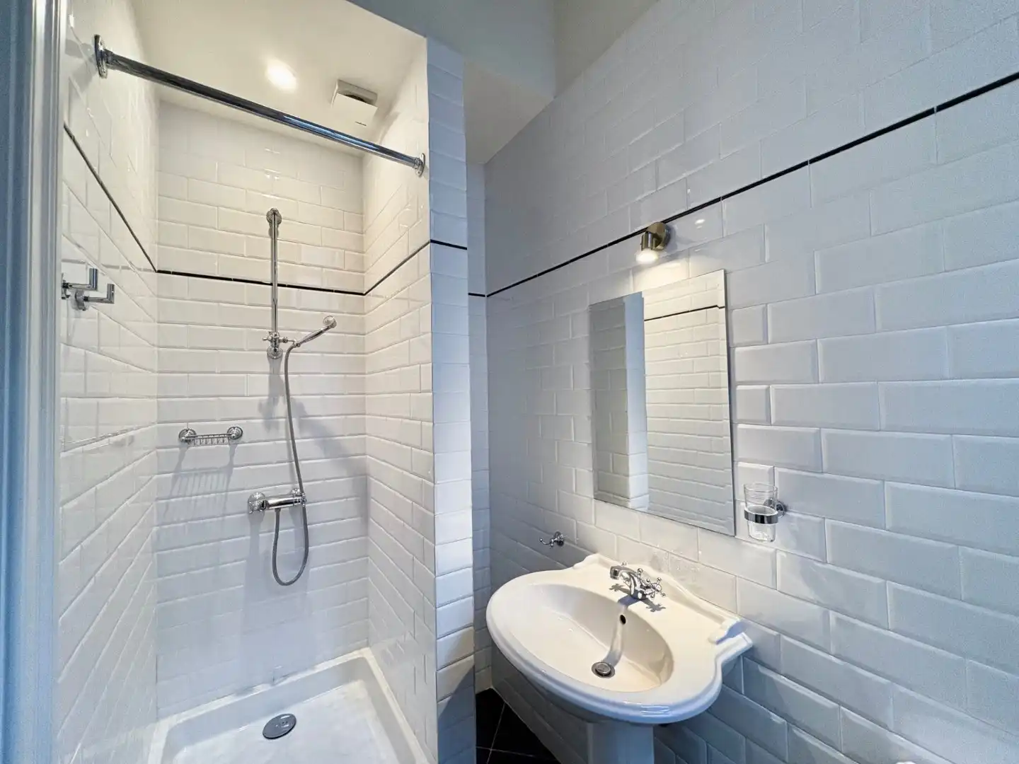 3-slaapkamerappartement in bruisende wijk Zurenborg foto 4