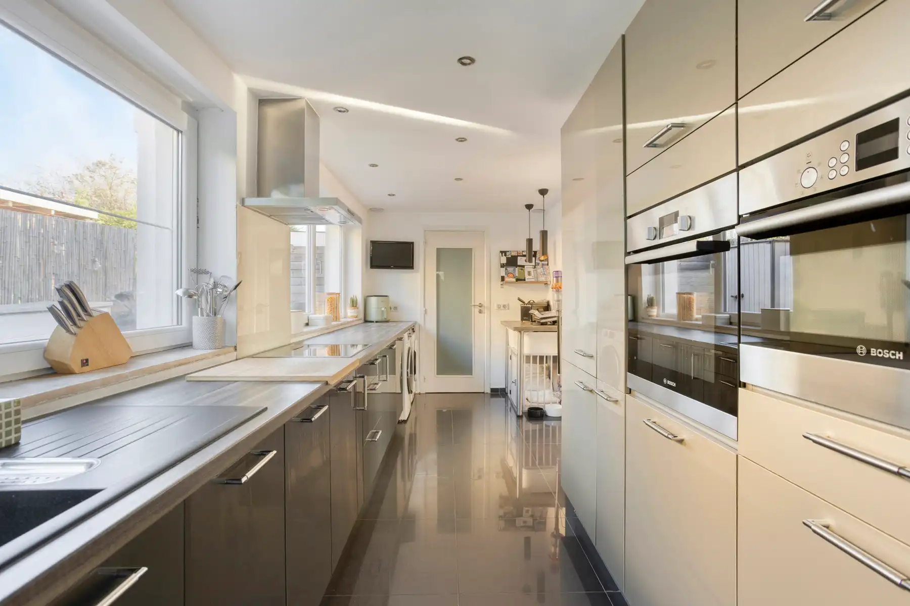 Charmante en volledig gerenoveerde woning  foto 12