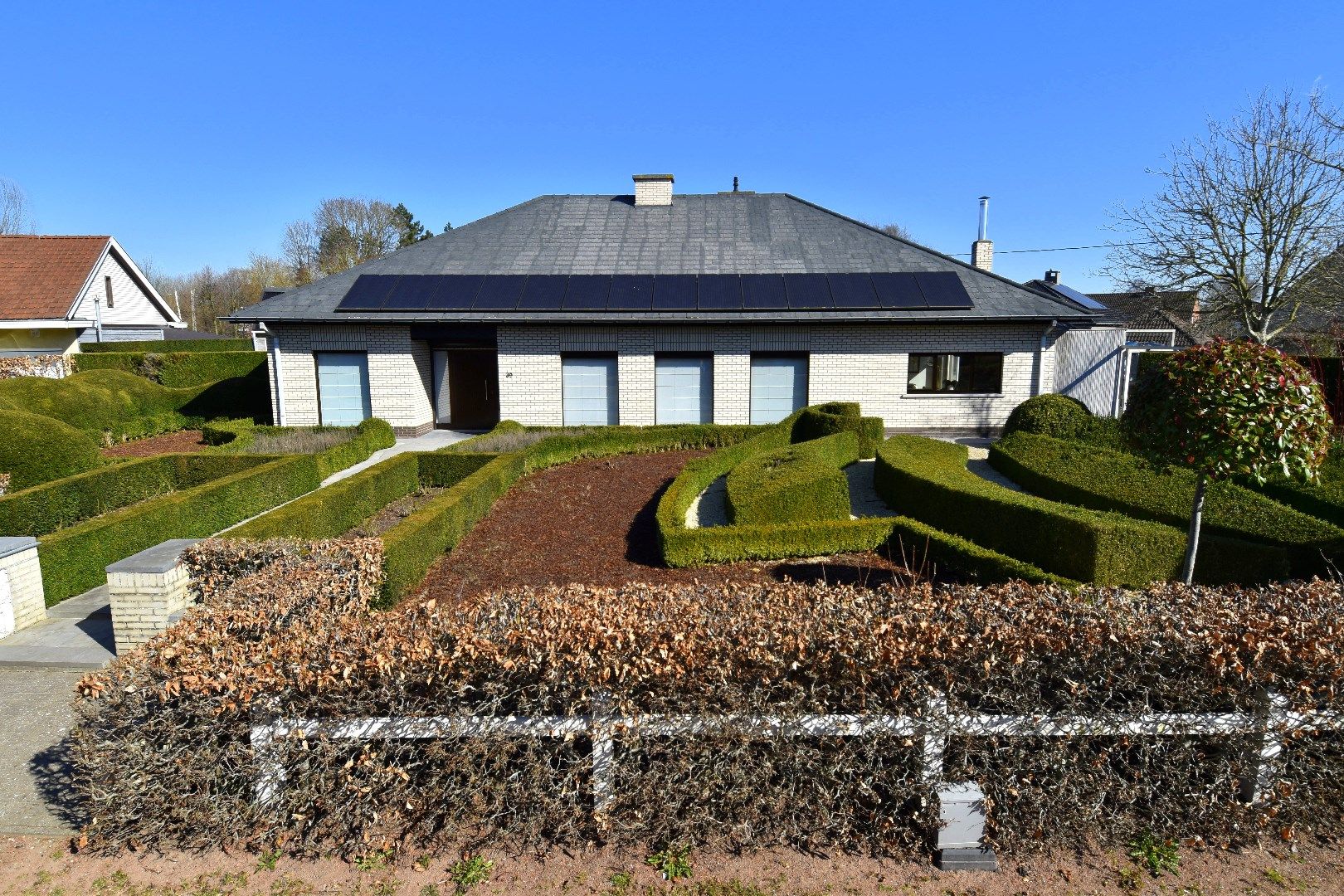 Villa met uitstraling te koop op 1922 m² grond nabij het centrum van Gullegem foto 27