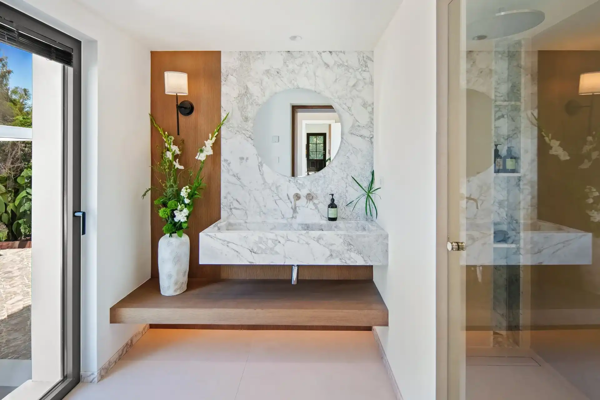 Exclusieve designvilla aan de frontlinie van Las Brisas Golf in Marbella foto 12
