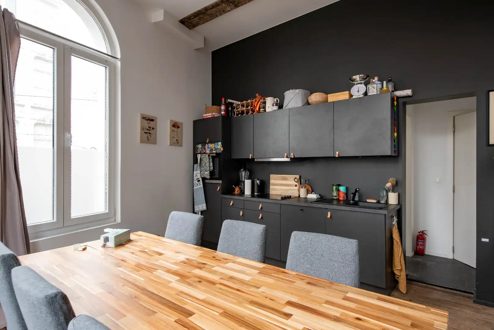 Super leuk 2 slaapkamer appartement op centrale ligging! foto 7