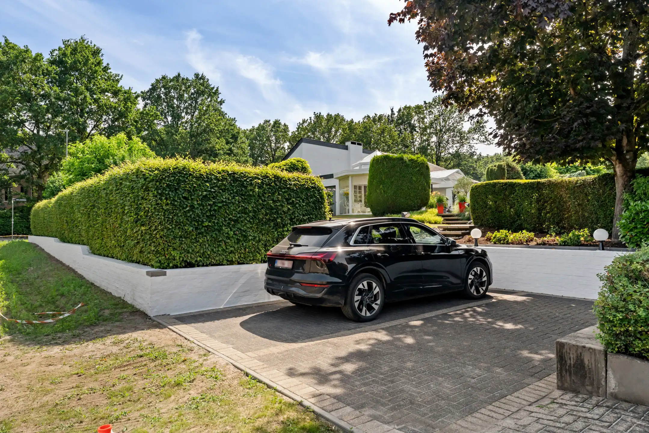 Verrassend eigentijdse woning inclusief bouwgrond foto 5