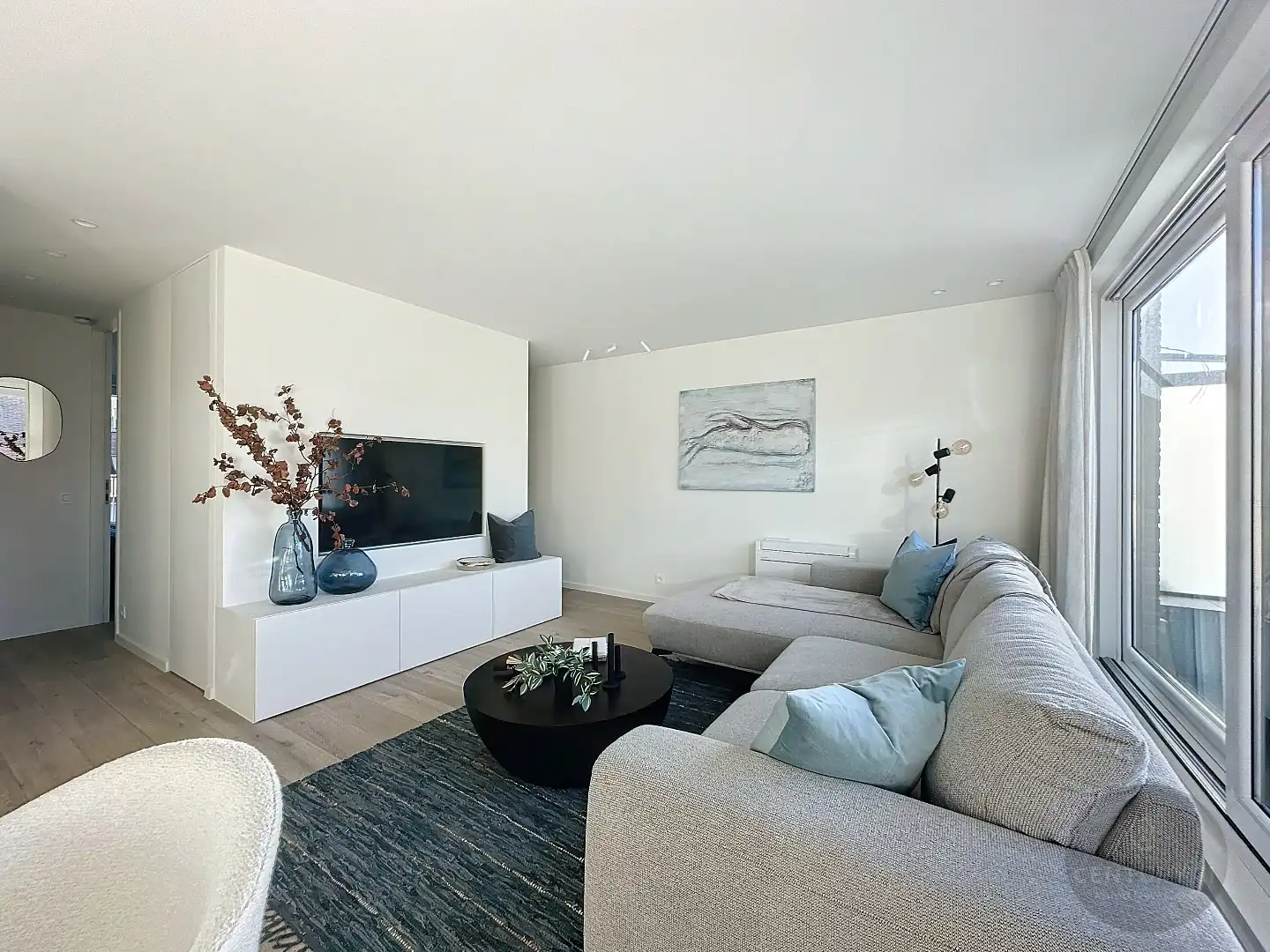 PENTHOUSE vlakbij ZEEDIJK met RUIME TERRASSEN foto {{pictureIndex}}