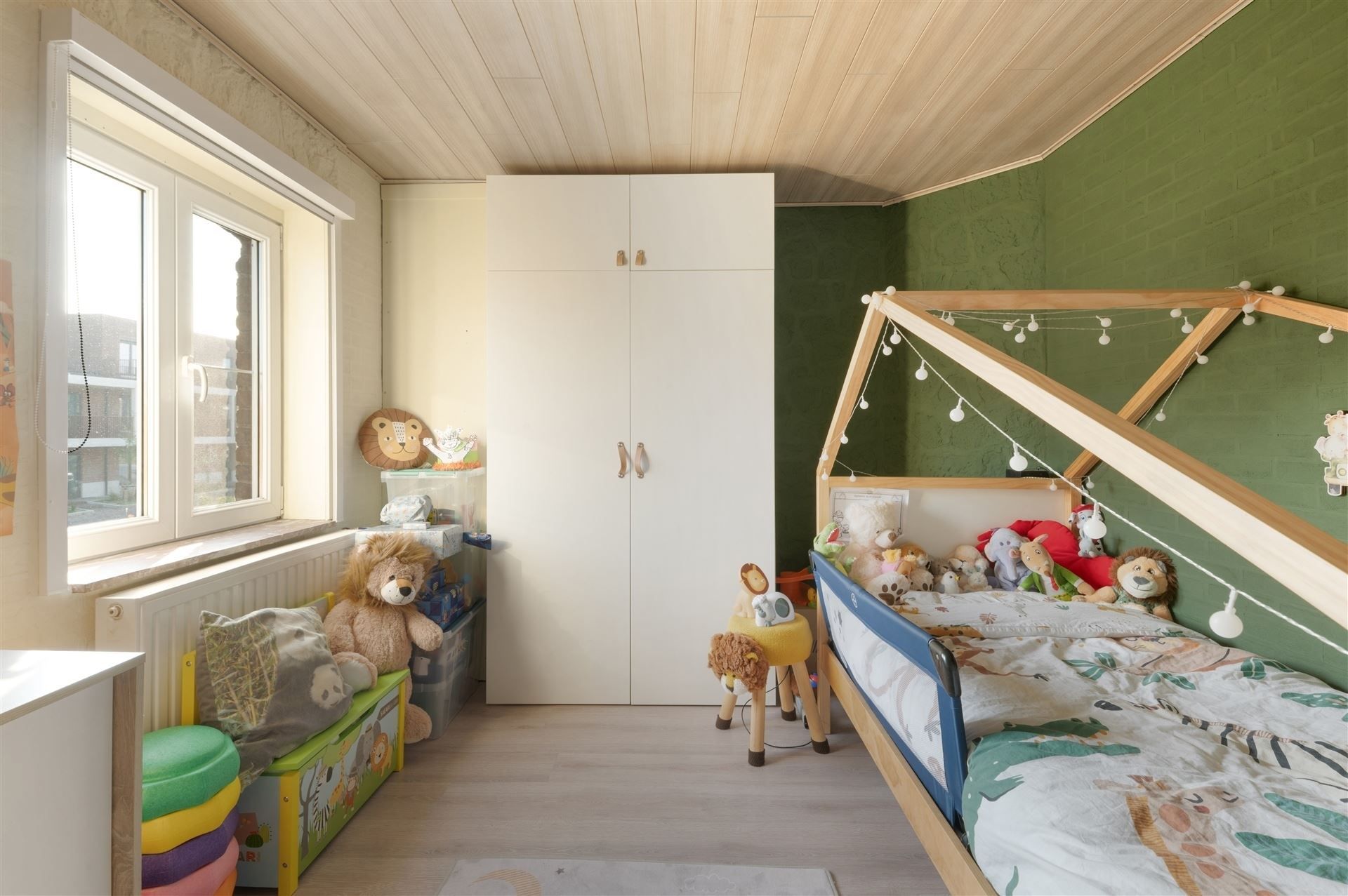 Instapklare rijwoning mét tuin foto 5