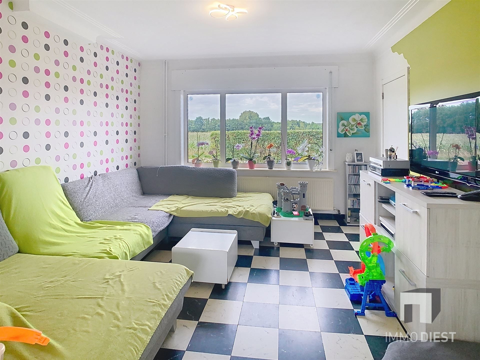 Gerenoveerde woning met knappe ligging en 4 slaapkamers foto 9