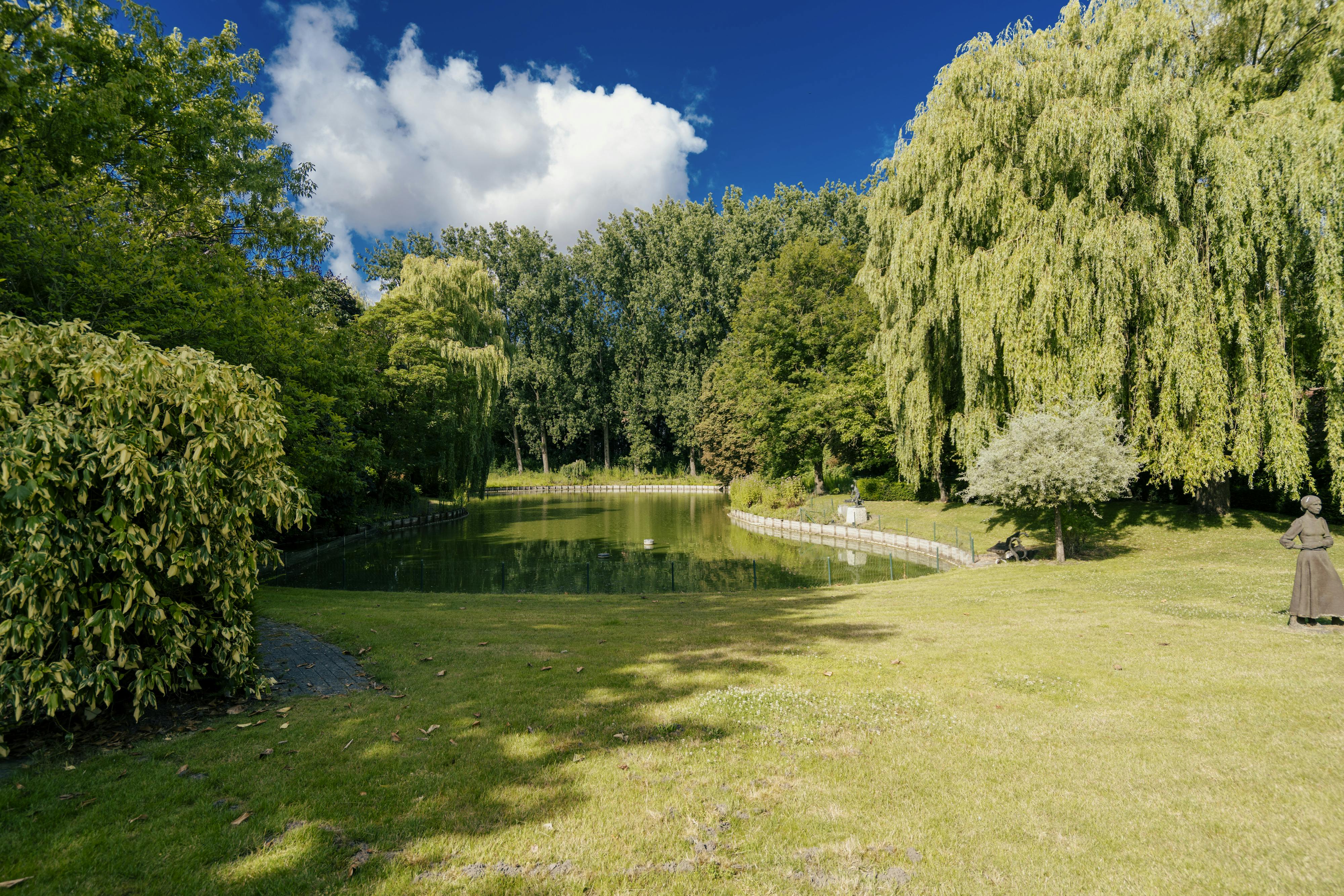 Unieke villa met vijver te koop aan de rand van Roeselare foto 26