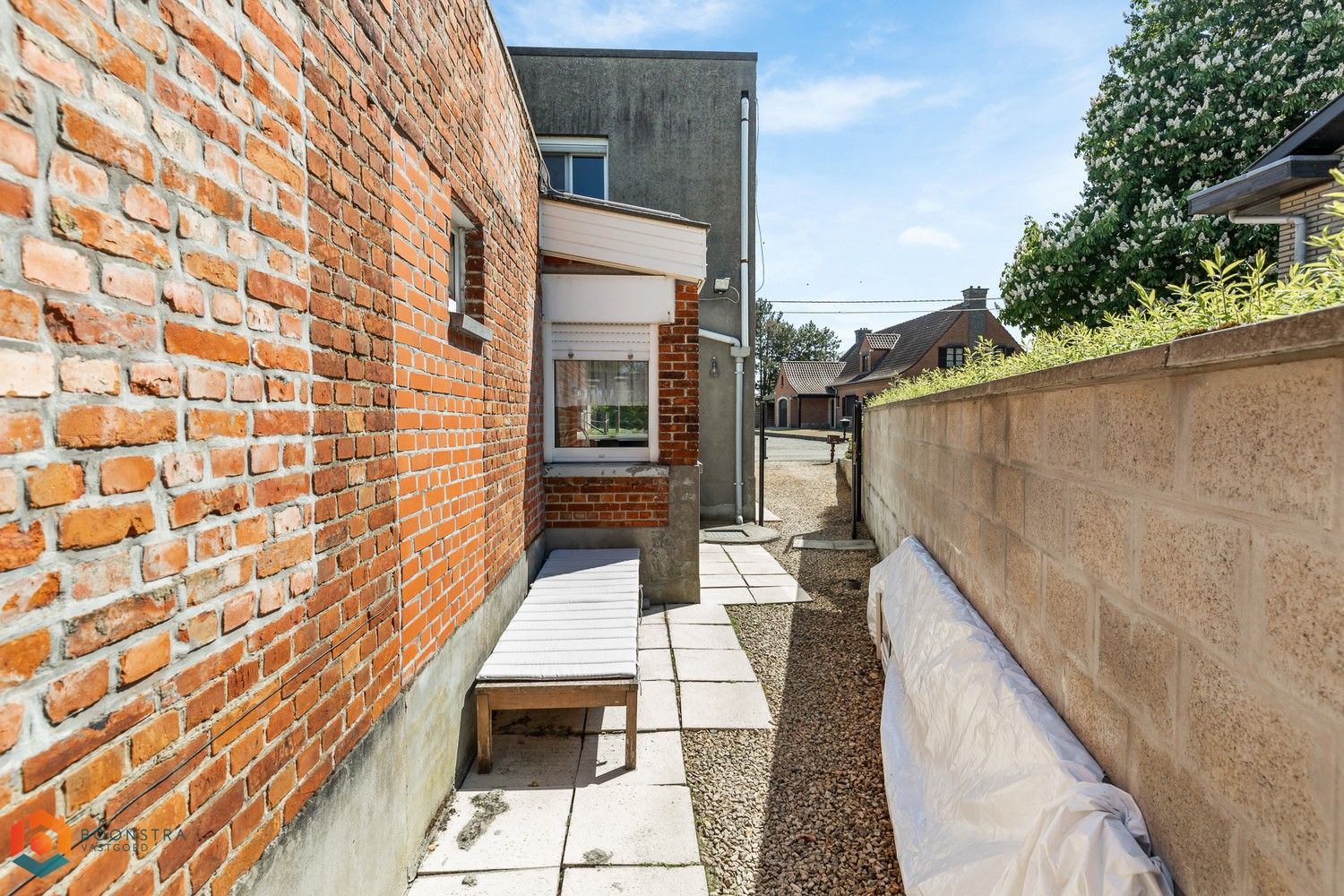 Te renoveren woning met 2 slpkrs te Heist-op-den-Berg foto 16