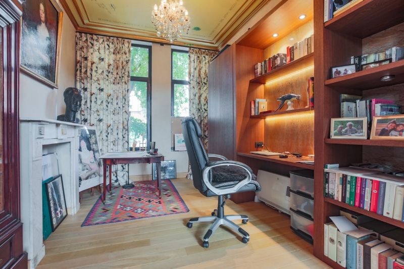 Unieke, instapklare  burgerwoning met 3 slaapkamers, aparte studio, Italiaanse tuin...(Energielebel B,  zonnepanelen...) foto 10