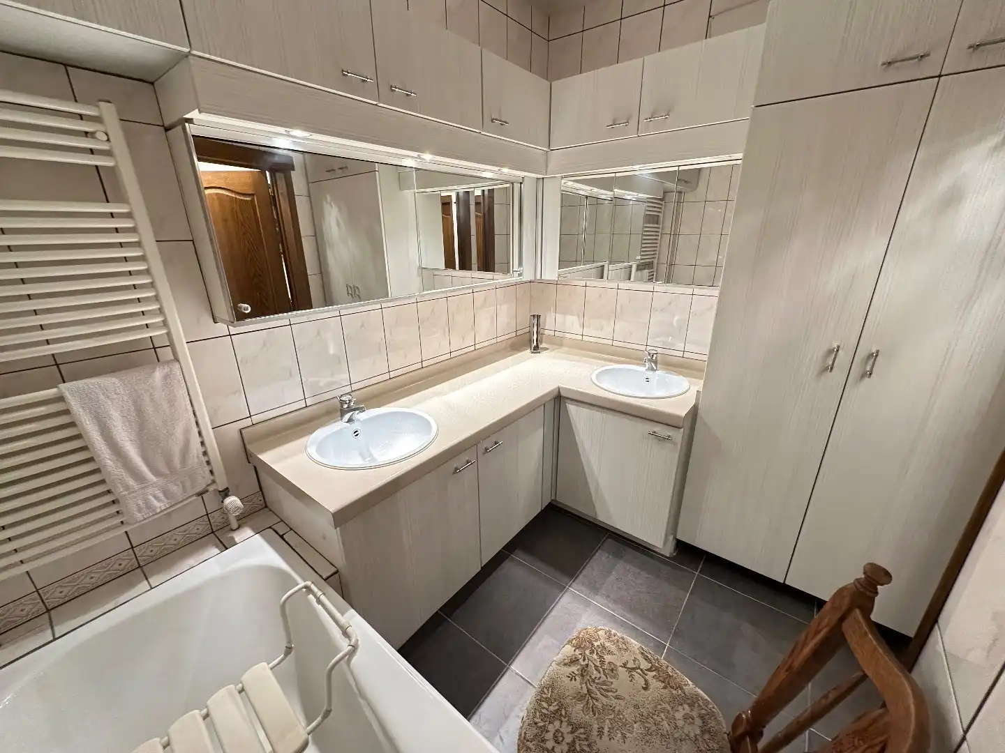 Ruim en energiezuinig appartement met 2 slaapkamers in het centrum van Tongeren-Borgloon foto 15