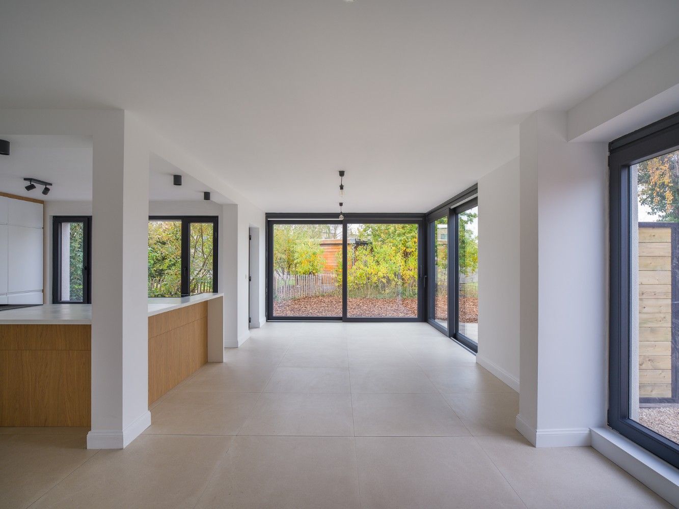 Prachtig gerenoveerde woning met 3 slpk. en tuin foto 5