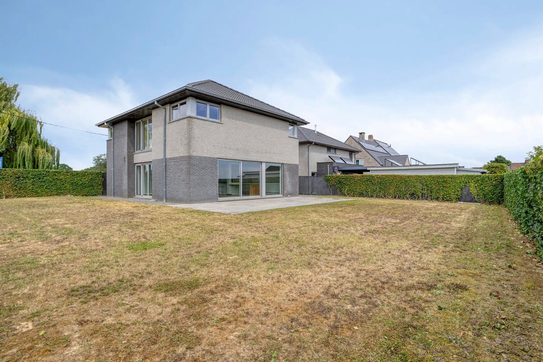 Ruime woning met 4 slaapkamers op landelijke ligging foto 11