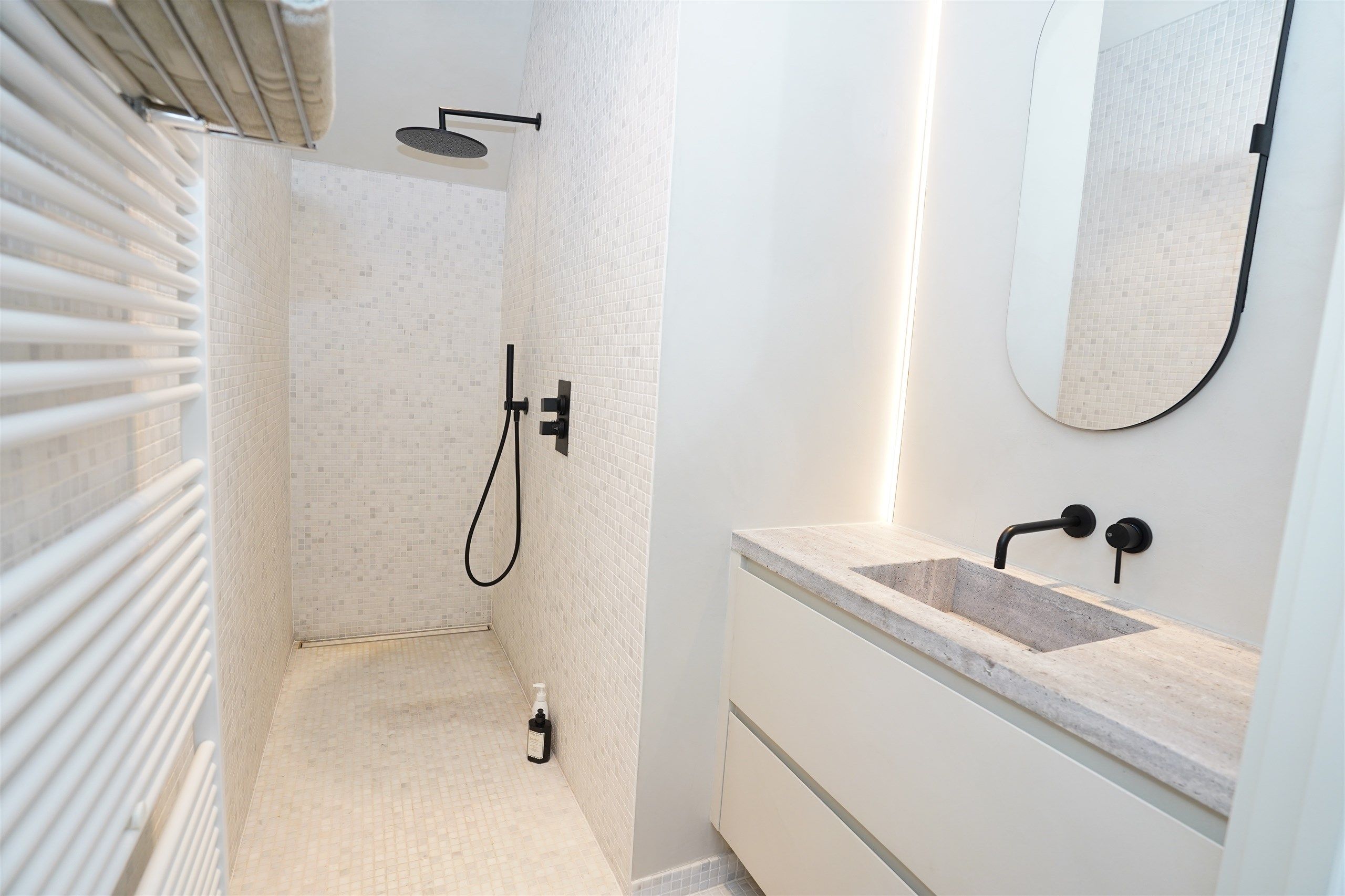 KNOKKE:FIRST SALE weekend 13 & 14 dec - 20 & 21 dec (11u - 17u) foto 27