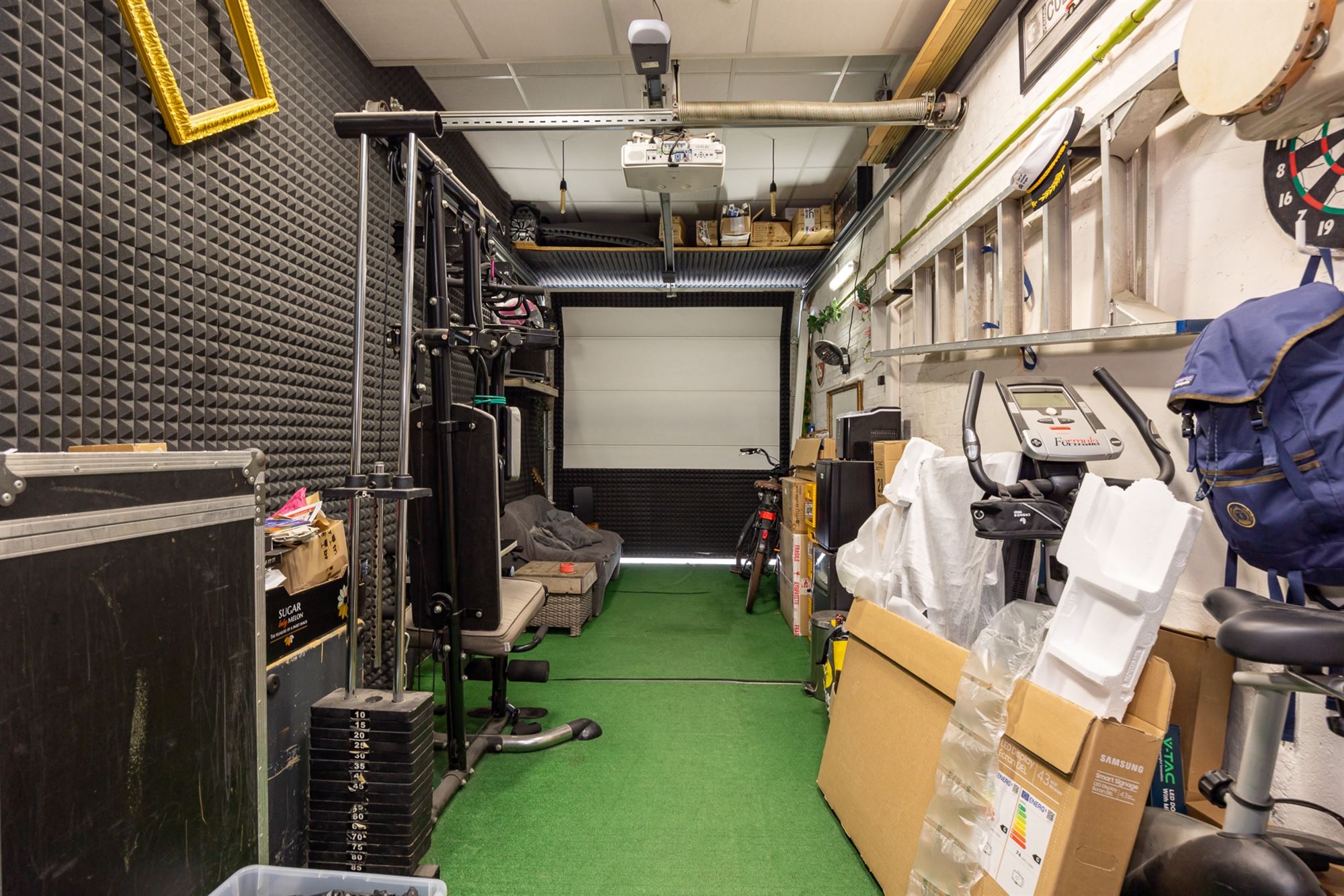 Instapklare, energiezuinige woning met ruime tuin en zwembad foto 28