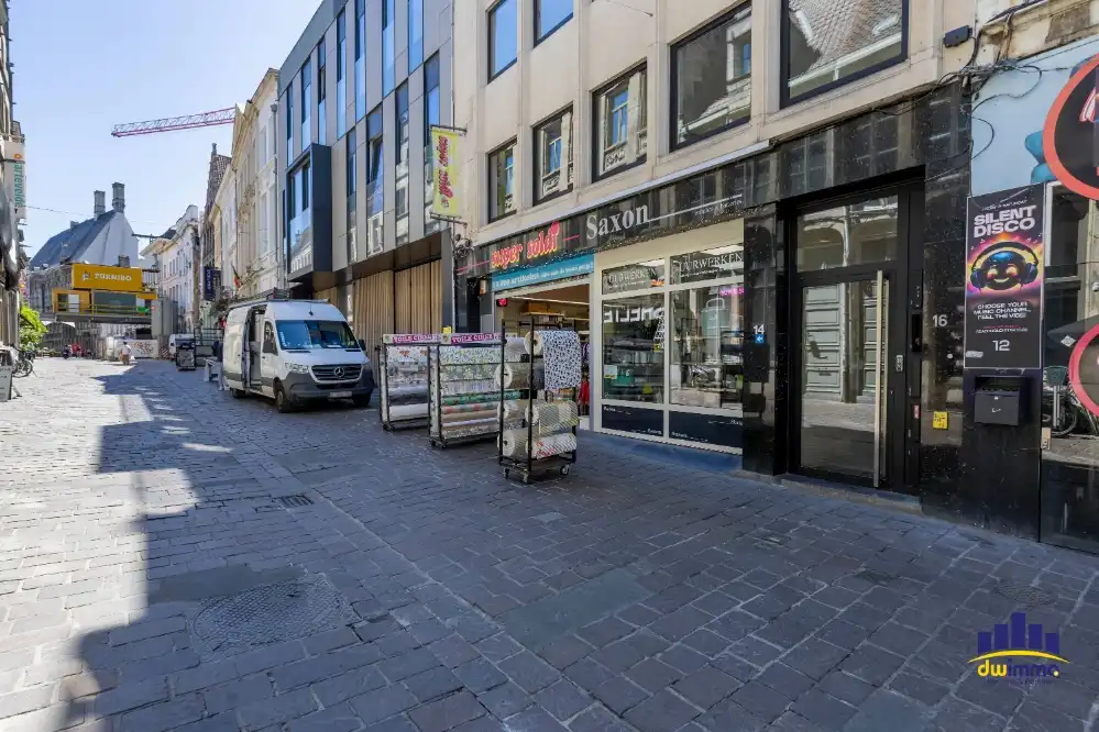 Unieke retailopportuniteit in historisch centrum Gent foto 3
