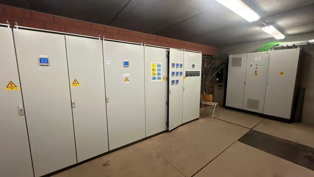 Logistiek magazijn te huur in bedrijvenpark Waregem-Zuid foto 15