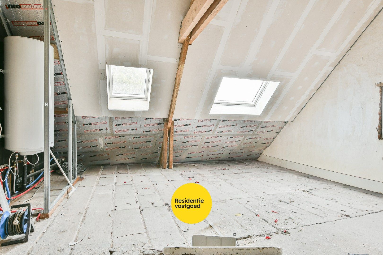 Te renoveren woning in het centrum van Veldegem foto 16