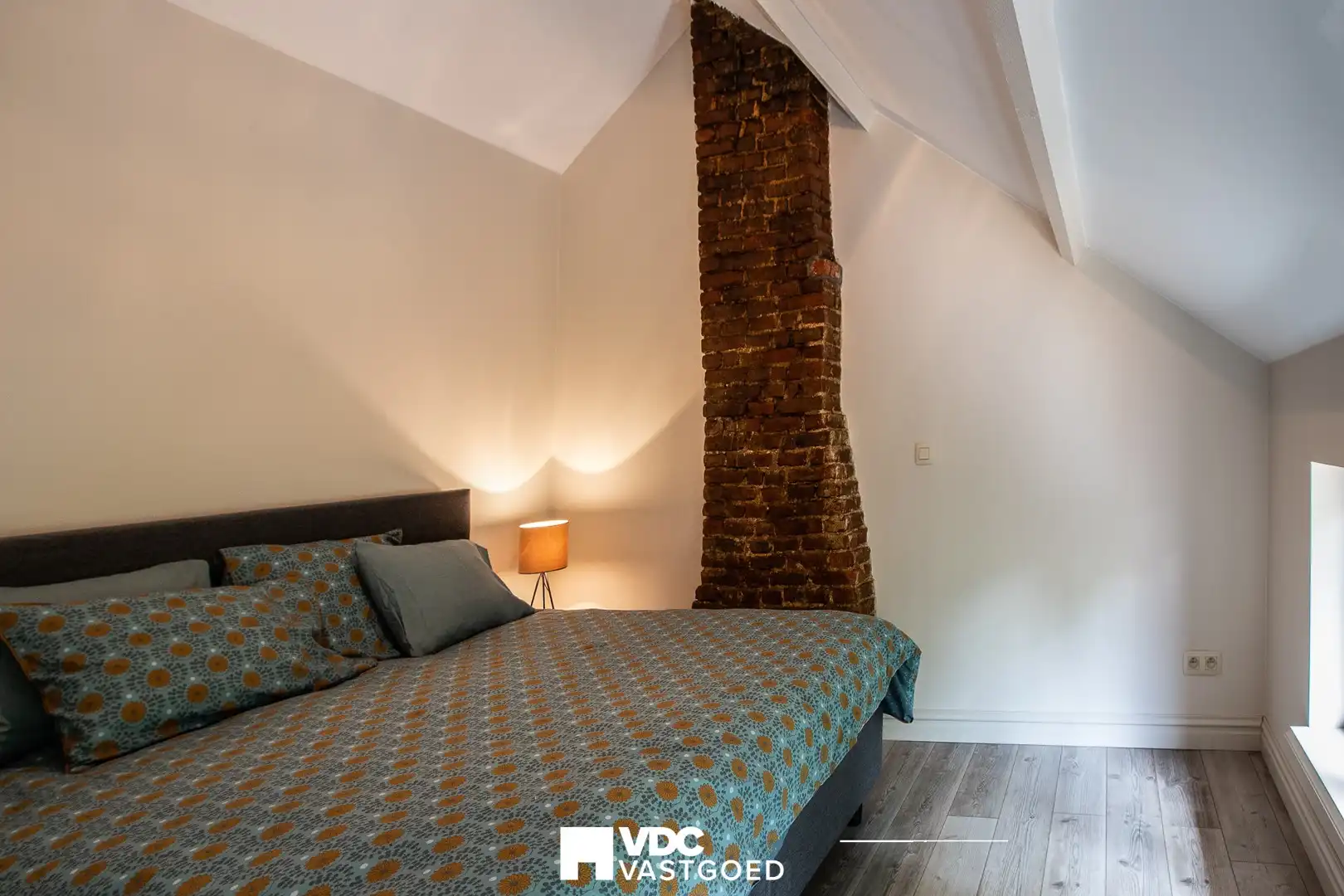 Charmante gerenoveerde woning met tuin in Klein-Gelmen (Heers) foto 9